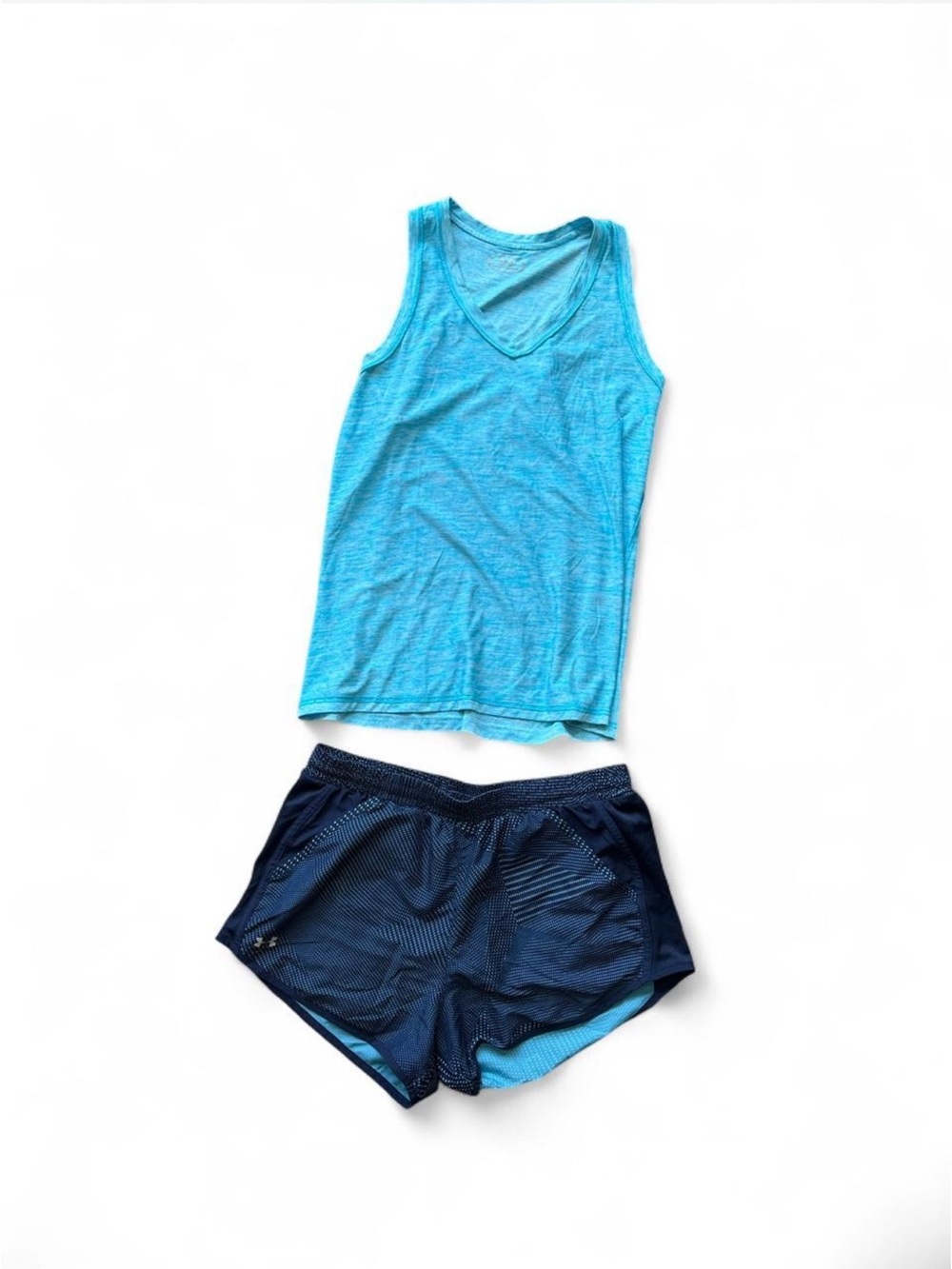 Women’s under armour Blue & navy two piece athletic wear running set